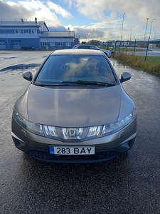 Honda Civic 5D (1 фото из 11)