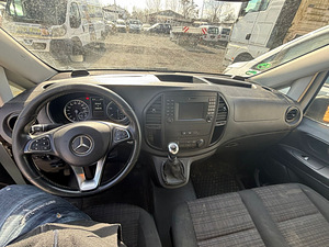 Продаю Мерседес Вито 2019 (4 фото из 11)