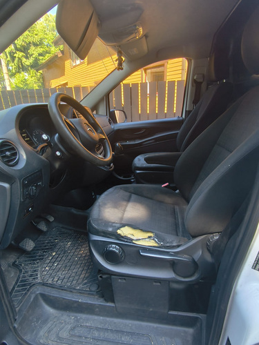 Mersedes Bens Vito 2020g