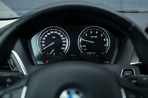 BMW 218 SPORTLINE FACELIFT LCI 2.0 TWIN POWER TURBO (6 foto / 15)