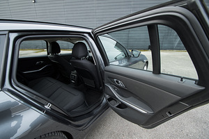 BMW 318 Sportline (10 foto / 15)