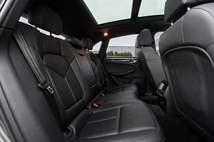 Porsche Macan S Dynamic Performance 3.0 V6 TWIN-TURBO (13 foto / 15)