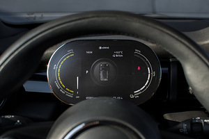 MINI Cooper SE Facelift Sport (10 foto / 14)