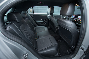 Mercedes-Benz A 180 Sport Executive (12 foto / 14)
