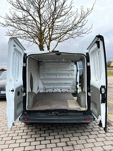 Opel Vivaro 2.0 66kW (7 foto / 14)