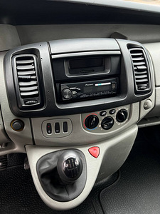 Renault Trafic Long 1.9 74kW (13 foto / 15)