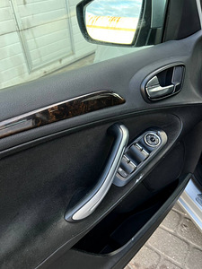 Ford Galaxy Comfort 2.0 96kW (8 foto / 15)