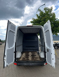 Mercedes-Benz Sprinter 2.1 120kW (4 foto / 15)