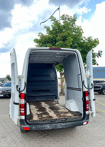 Mercedes-Benz Sprinter 2.1 120kW (5 foto / 15)