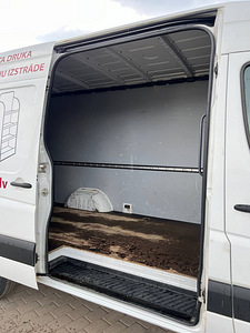 Mercedes-Benz Sprinter 2.1 120kW (7 foto / 15)