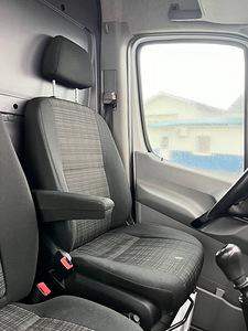 Mercedes-Benz Sprinter 2.1 120kW (12 foto / 15)