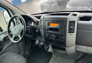 Mercedes-Benz Sprinter 2.1 120kW (13 foto / 15)