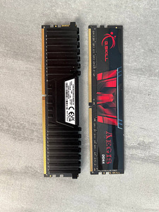 2*8 3000 mhZ RAM (2 foto / 2)