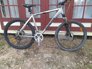 Горный велосипед Mongoose Tyax Comp