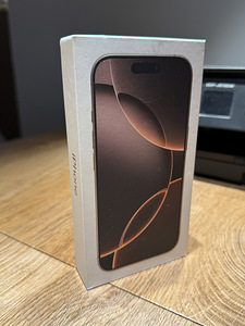 iPhone 16 pro 1TB DESERT (3 фото из 3)