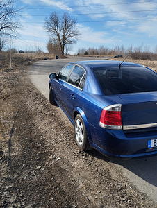 Opel (14 фото из 15)