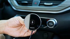 15W Magsafe juhtmevaba telefonihoidja/laadija autosse (7 foto / 7)