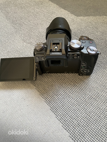 Panasonic Lumix DMC-G7 + комплект 14-42 мм (фото #3)