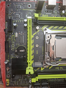 Игровая материнская плата (Gaming Motherboard) (5 фото из 10)