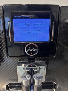 Jura J9 espressomasin (3 foto / 3)