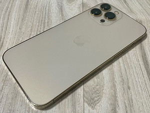 iPhone 13 Pro Max 128GB (1 foto / 4)