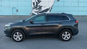 Jeep Cherokee Limited (7 foto / 10)