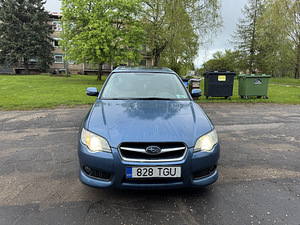 Subaru Legacy 3.0i 180kw SI-drive (5 foto / 7)