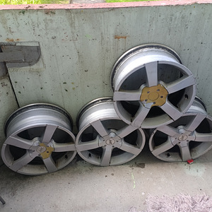 Продам диски R 17 (8 фото из 9)