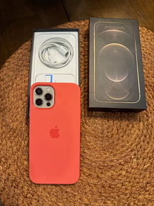Müüa : iPhone 12 PRO, 128gb, kuldne (2 foto / 2)