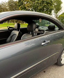 Mercedes Benz Clk 220 (2 foto / 8)