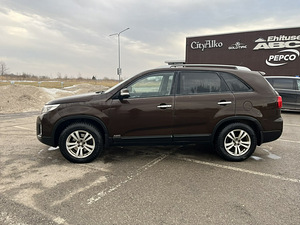 Kia sorento Müügiks (6 foto / 10)