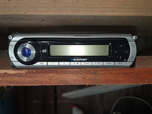Auto makk ,mp3,CD (1 foto / 2)