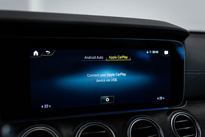 Mercedes-Benz E 220 AMG 4Matic Facelift 2.0 147kW (15 foto / 15)