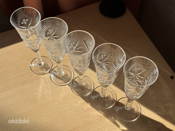 Valik kristallist jooginõusid (foto #7)