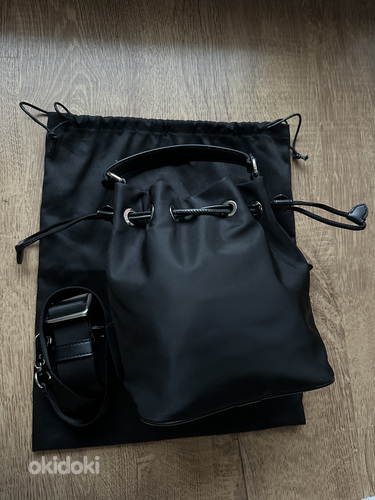 Karl Lagerfeld bucket bag (foto #4)