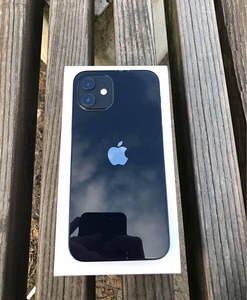 iPhone 12, Black 64gb (3 foto / 8)