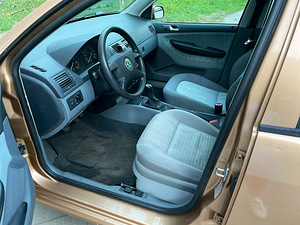 SKODA FABIA / ÜV 04.2025 (11 foto / 15)