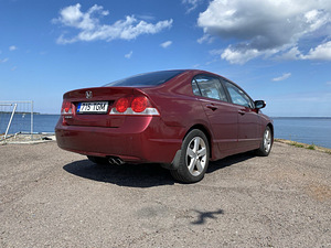 HONDA CIVIC / АВТОМАТ (3 фото из 14)