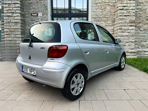 TOYOTA YARIS FACELIFT / TÜV 05.2025 / AVARIIVABA (4 foto / 15)