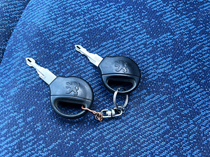 PEUGEOT 206 / TÜV 10.2025 (12 foto / 12)