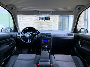 VOLKSWAGEN GOLF 4 / LPG / AVARIIVABA / ÜV 10.2025 (10 foto / 15)