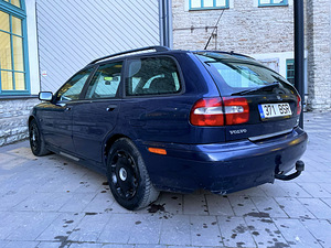 VOLVO V40 / DIISEL / AVARIIVABA / ÜV 03.2025 (4 foto / 15)