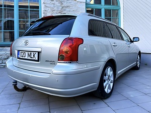 TOYOTA AVENSIS / AUTOMAAT / ÜV 05.2026 (3 foto / 15)