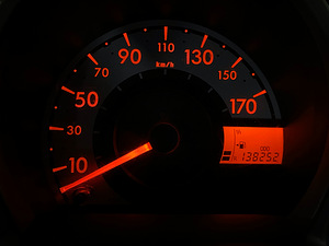 TOYOTA AYGO / A/C / AVARIIVABA / 1 OMANIK / ÜV 08.2026 (14 foto / 15)