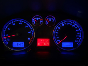 VOLKSWAGEN PASSAT B5.5 / VELUUR / REG MAKSTUD / ÜV 02.2027 (13 foto / 15)