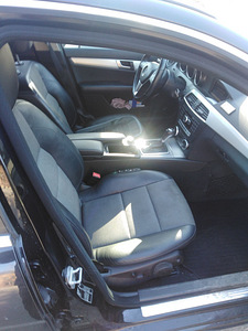 Mercedes-Benz C 200 (4 foto / 6)