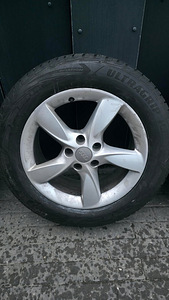 Оригинальный диск Audi 17" + Goodyear Polargrip Ice 225/60R1 (2 фото из 8)