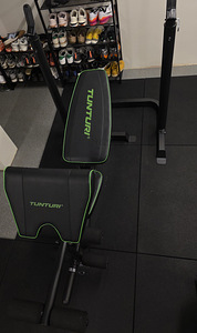 Treeningpink TUNTURI Weight Bench WB50 (1 foto / 2)