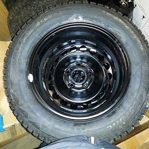 Продам резину в месте с дисками 195/65r15 bridgestone blizza (2 фото из 8)