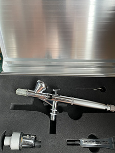 Аэрограф Iwata custom micron CM-B2 0.18mm
